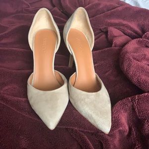 Light tan Vince heels